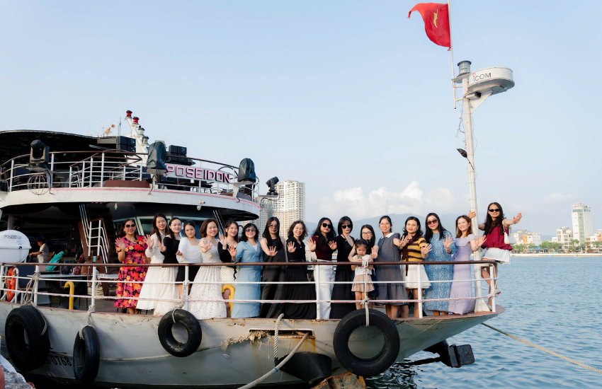 khoanh-khac-ngay-8-3-dang-nho-cua-thiet-bi-dien-adp